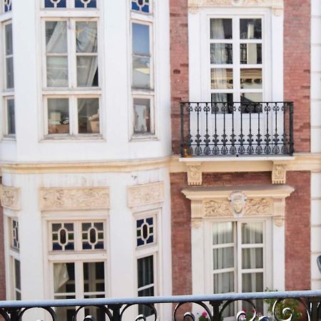 P&P Apartaments Pena Малага Екстериор снимка