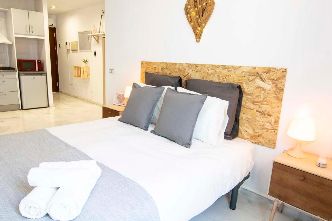 P&P Apartaments Pena Малага Екстериор снимка