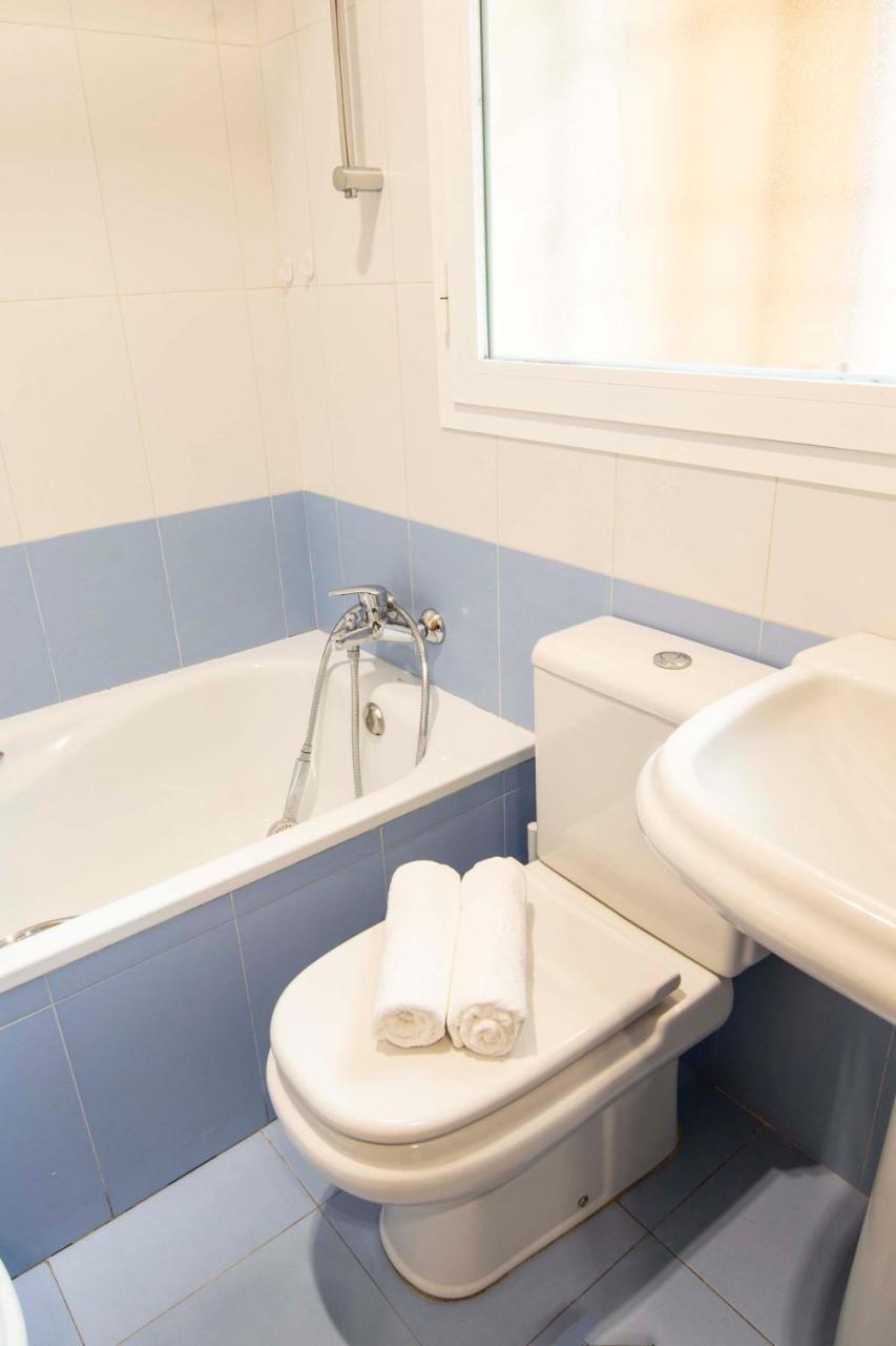 P&P Apartaments Pena Малага Екстериор снимка
