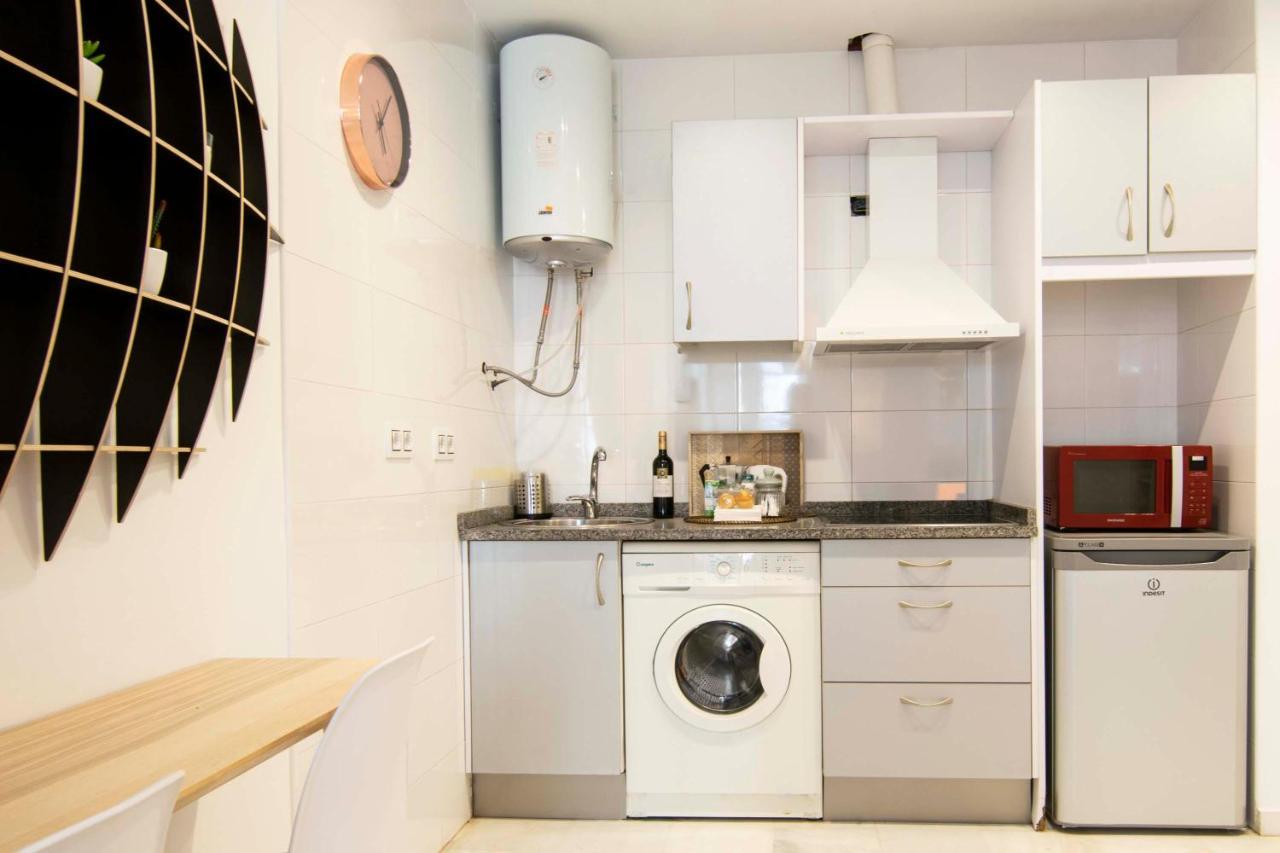 P&P Apartaments Pena Малага Екстериор снимка